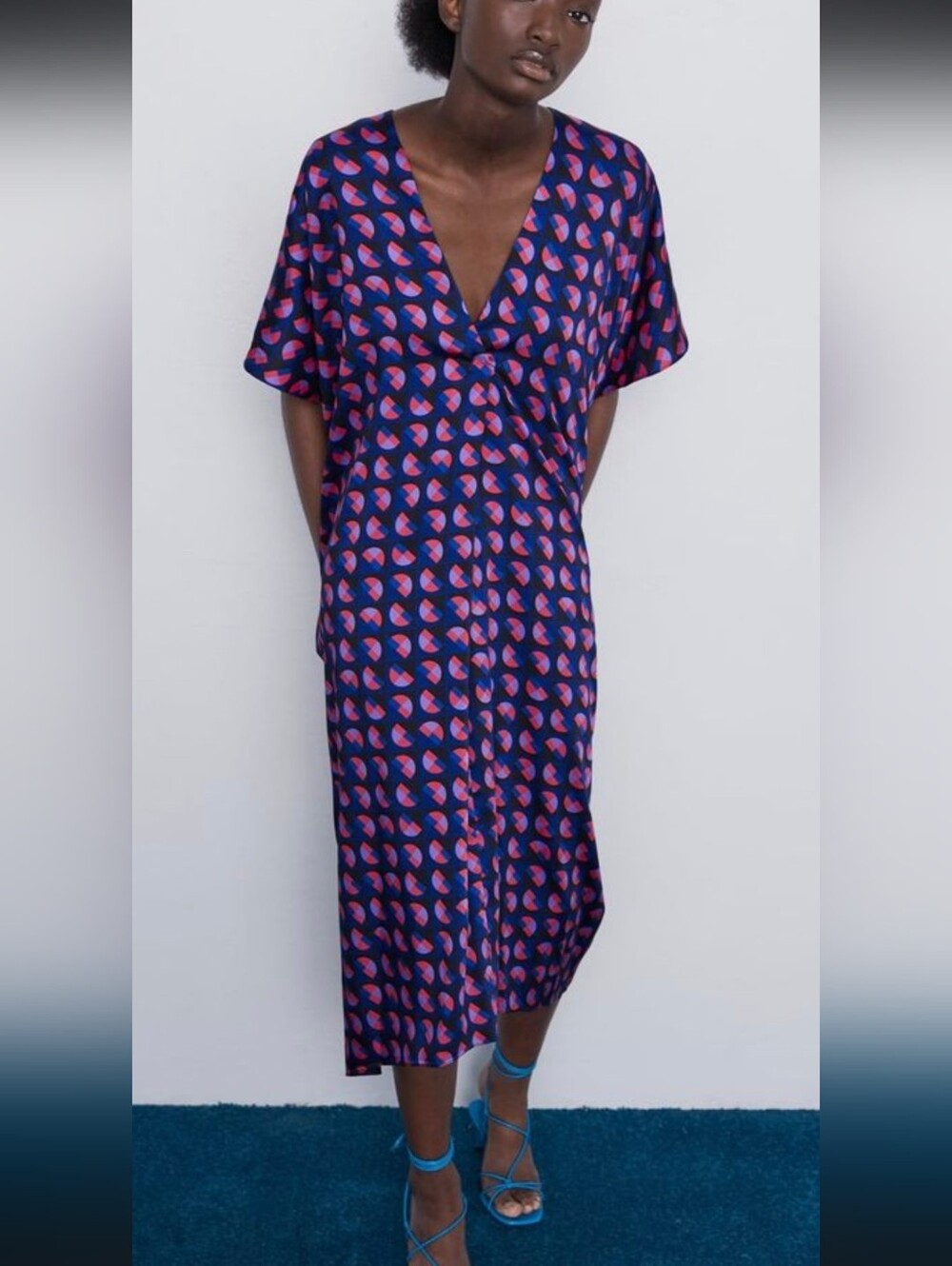 Zara V Neck Casual Dress Purple and Orange Geometric Design Size X-Large